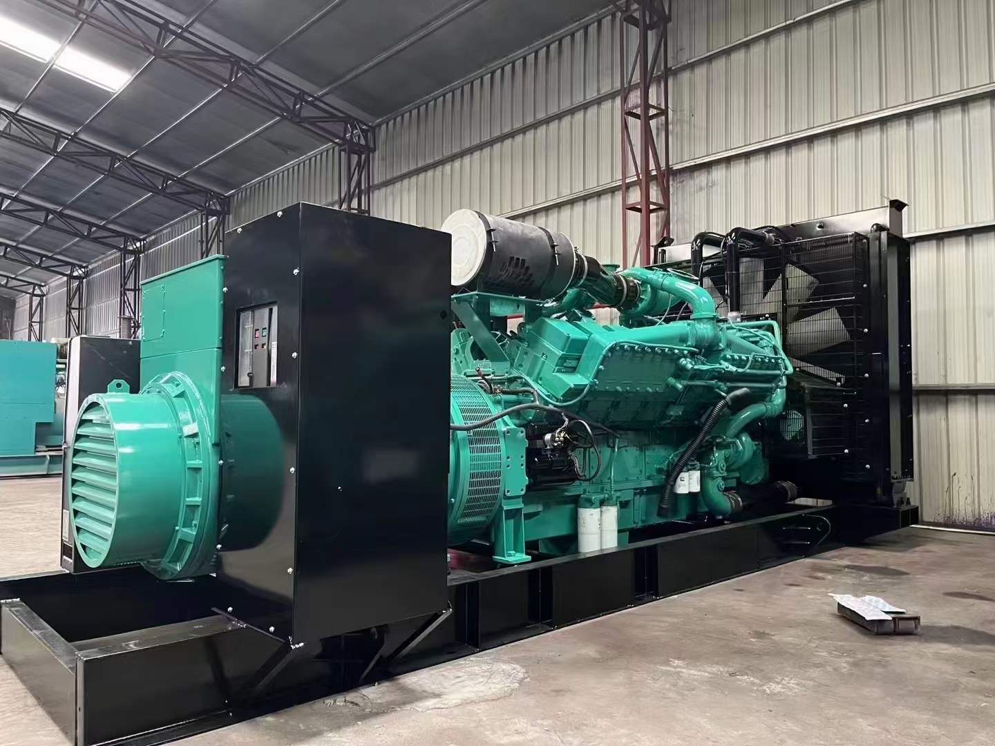 金寨如何降低 800kW 柴油发电机输出电流的波动?